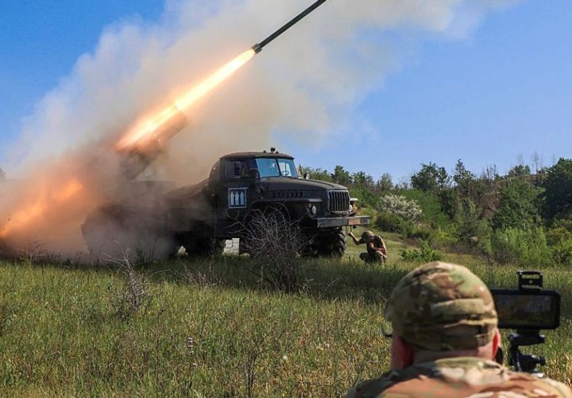 soldiers-of-the-30th-prince-konstanty-ostrogski-mechanized-brigade-fire-a-missile-from-a-bm-21-grad-multiple-rocket-launcher-at.jpg